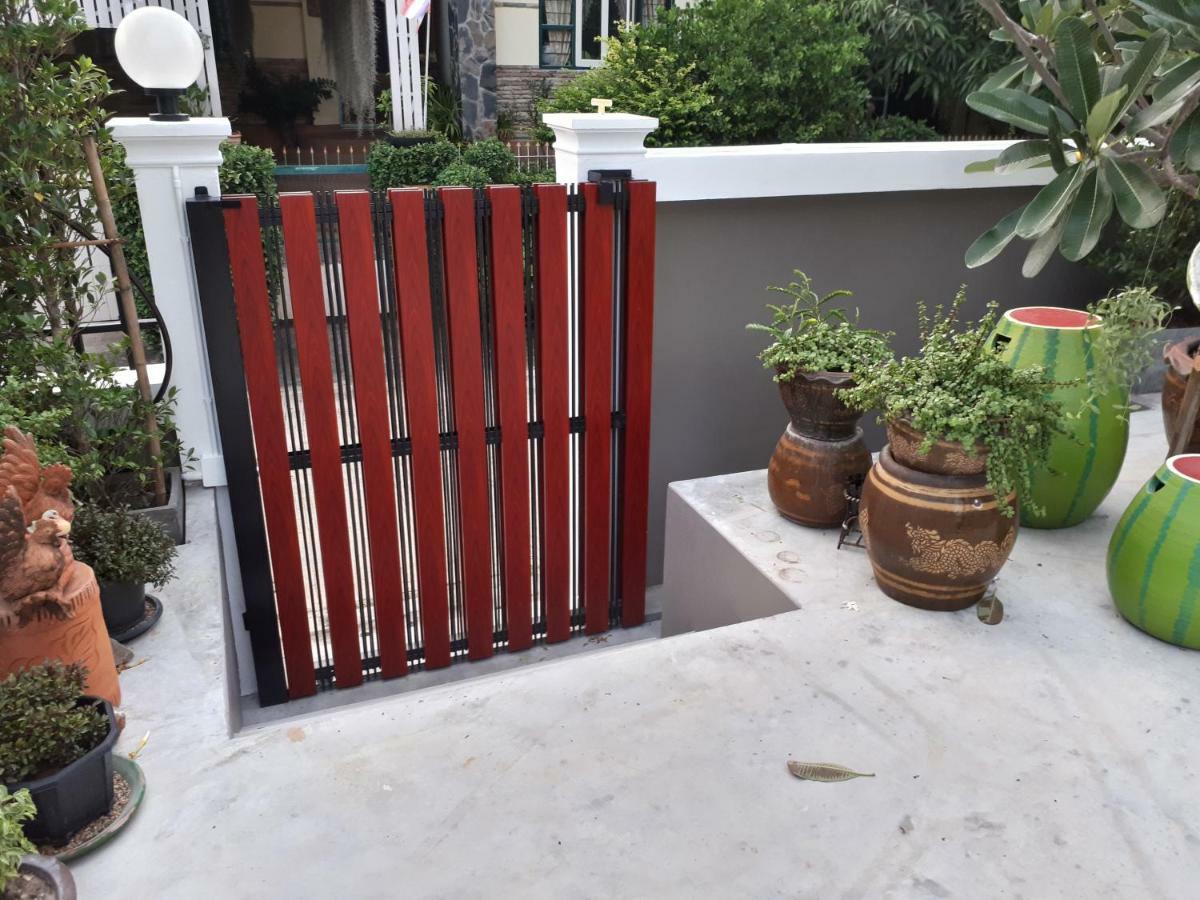 Baan Lita Aparthotel Phimai Exterior photo